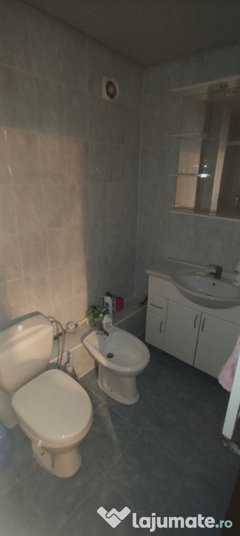 Oferim spre inchiriere un apartament cu 2 camere, Gruia