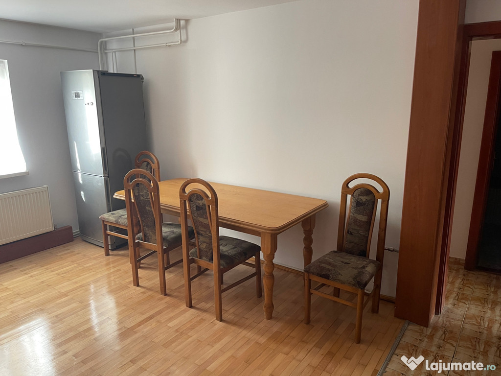 Ofer spre închiriere apartament 2 camere în Deva