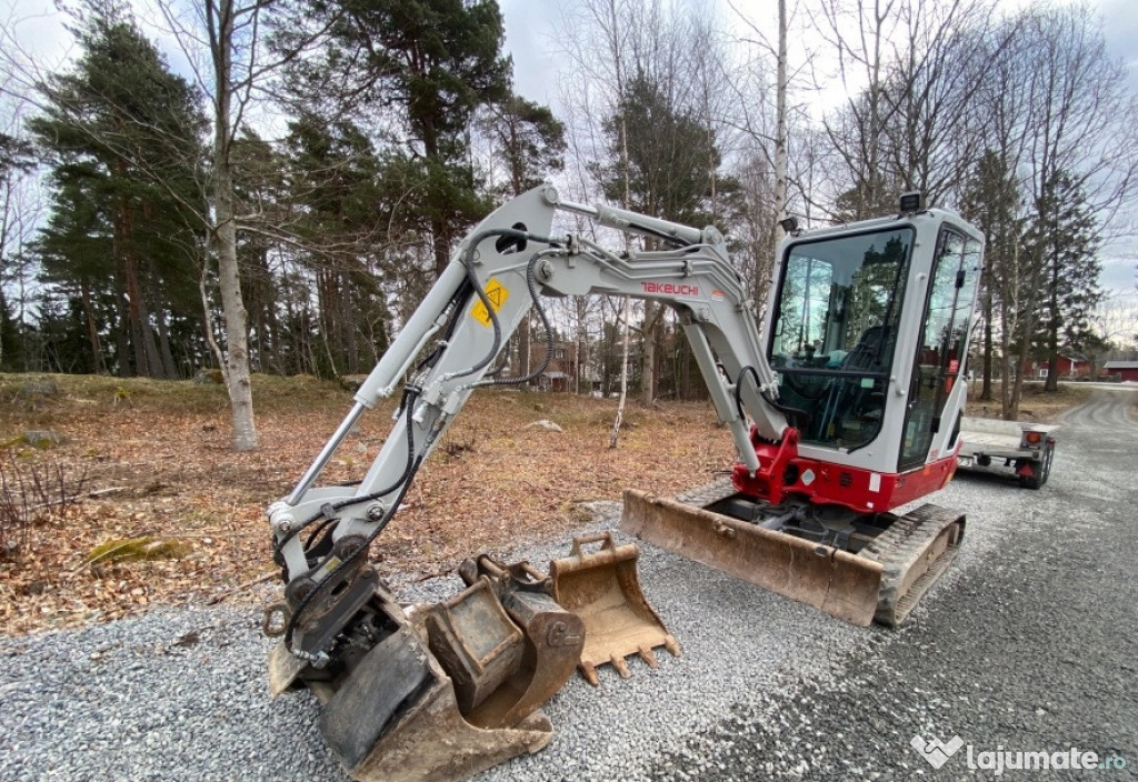 2018 Excavator Takeuchi TB225