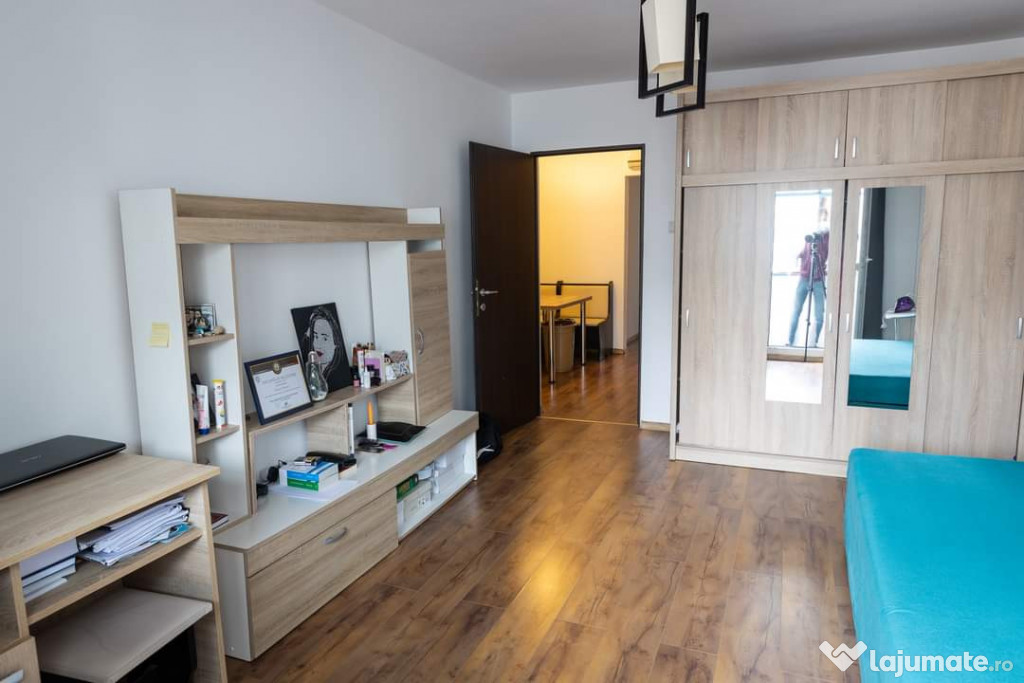 Apartament 2 camere decomandat etaj 9/10 la 3 min de Metrou