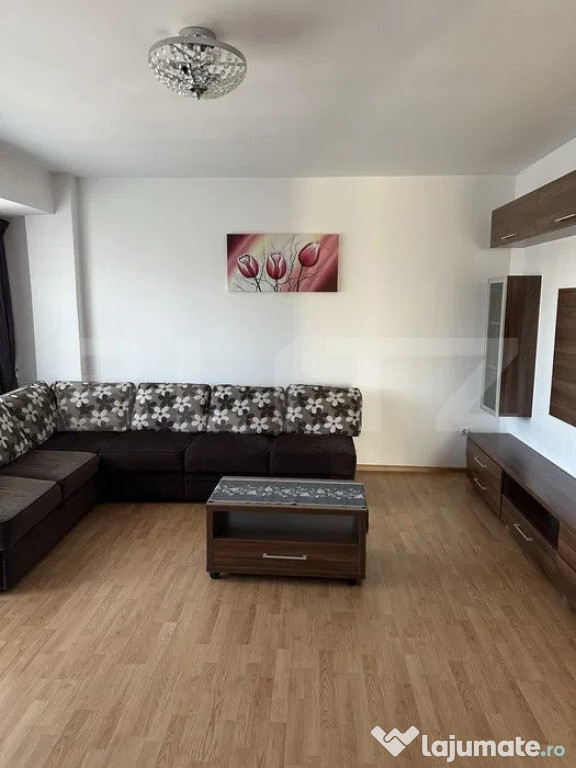 Apartament 3 camere, parcare subteran, zona Buna ziua