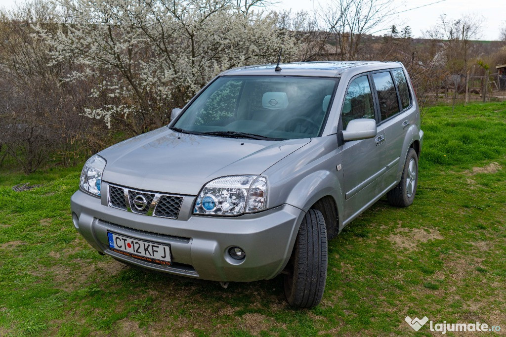 Nissan x-trail T30 2.2 2004 136 cp