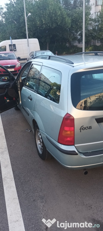 Vând FORD FOCUS AN 2006