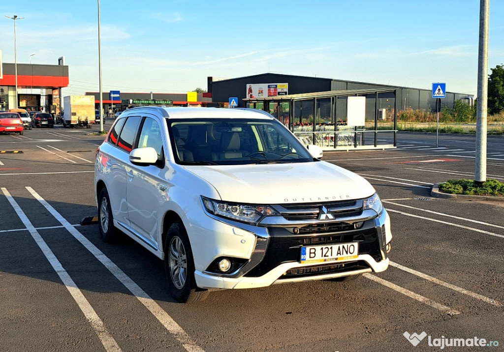 Mitsubishi Outlander, An 2017 Aprilie, 2.0 PHEV, 203 CP, Euro 6