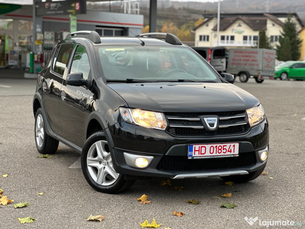 Dacia Sandero Stepway*benzina*clima*2016 luna 06*navi*factura+fiscal !