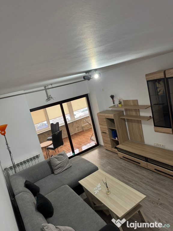 Apartament Apolo/ Vizavi de Policlinica Siret