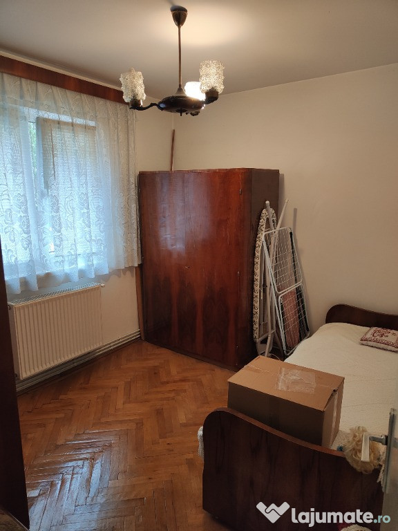 Apartament 3 camere florilor