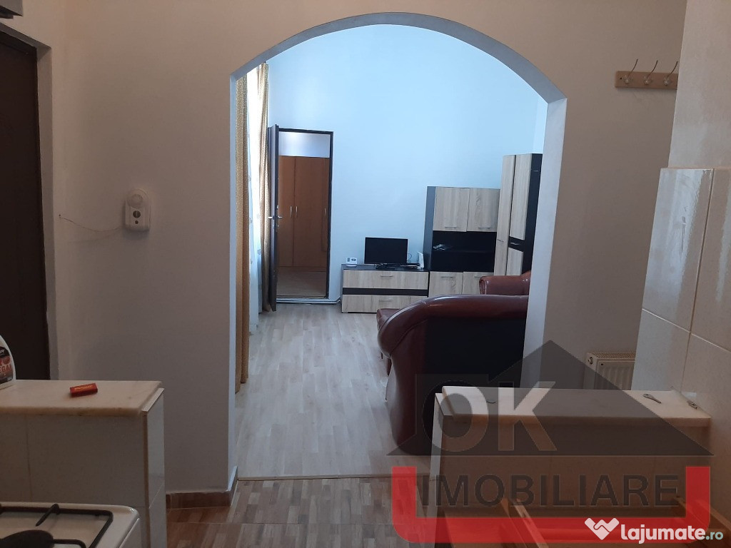 Apartament 2 camere zona centrala