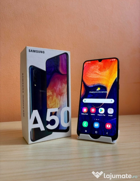 Samsung galaxy a50 128GB/4GB dual sim 6.4 inci