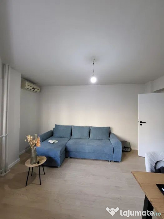 Apartament 2 camere 13 septembrie