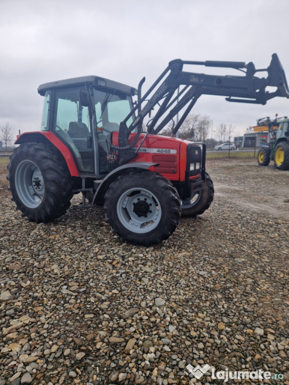 Tractor Massey ferguson 4245 Cu încărcător frontal