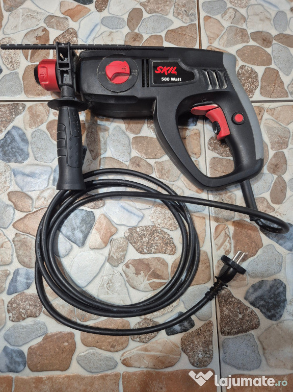 Ciocan rotopercutor SKIL 580W