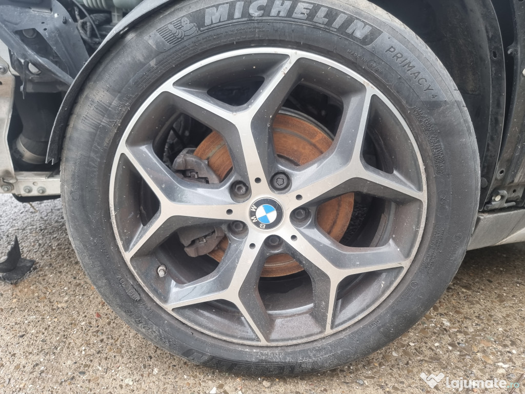 Proiector stanga Volkswagen Passat B7 2011