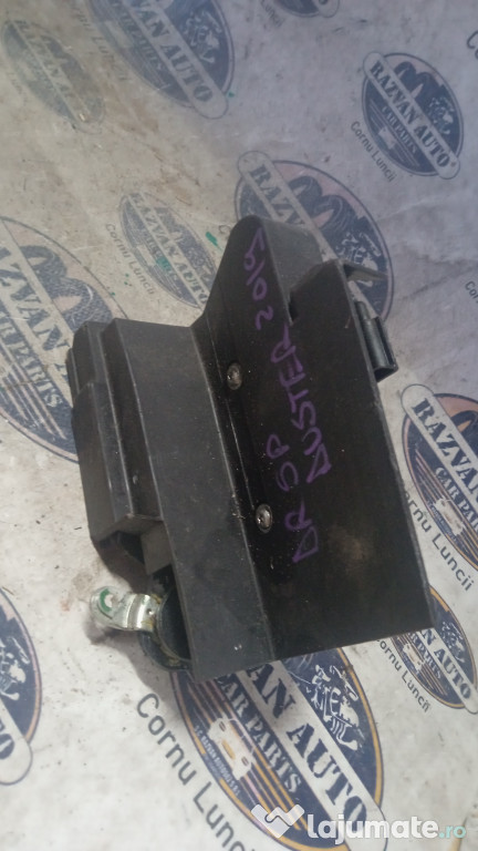 Ornament aripa dreapta fata Dacia Duster 2019