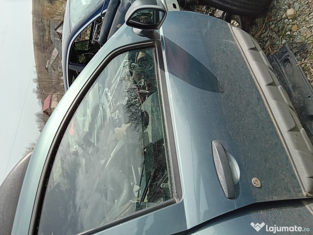 Macara geam dreapta spate Audi A4 B8 2010