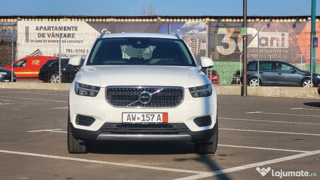 Volvo XC 40 Momentum PRO Un singur proprietar, istoric service, German