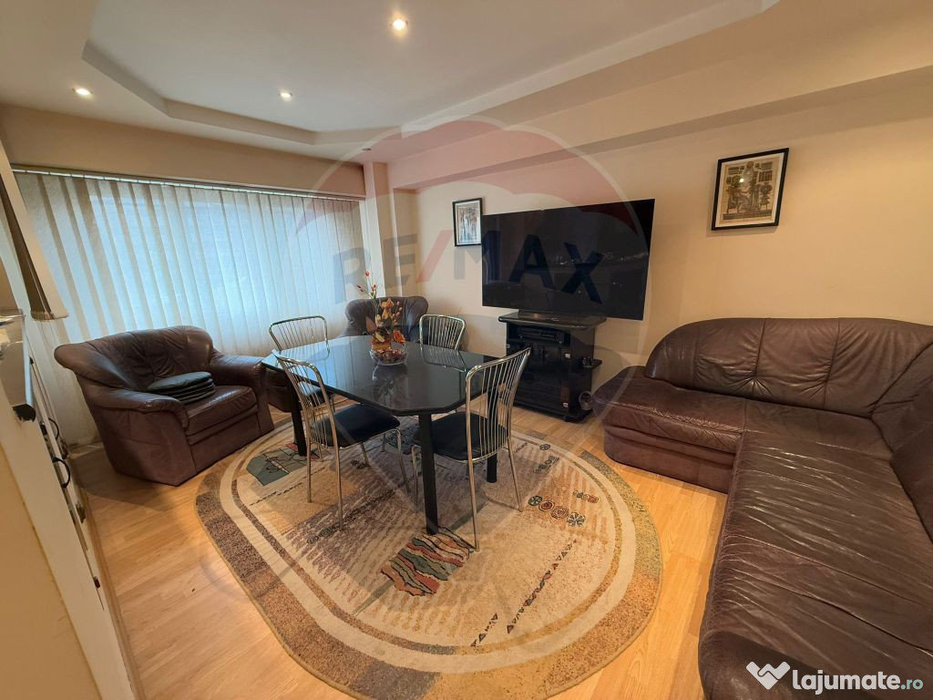 Apartament cu 4 camere de închiriat în zona Dacia