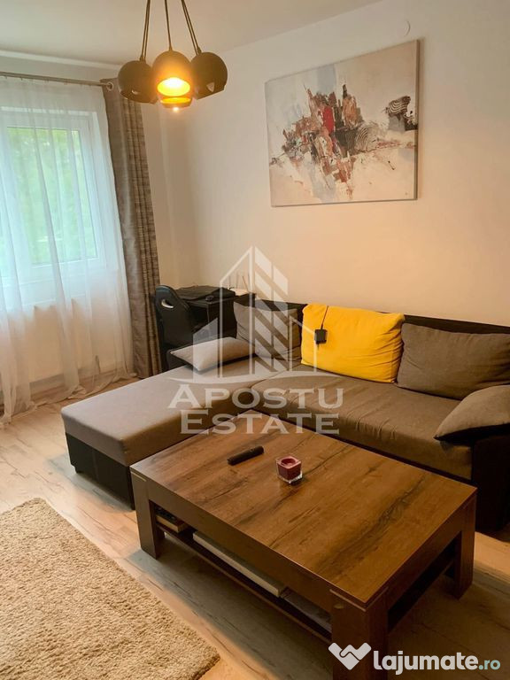 Apartament cu 3 camere, etajul 1, centrala proprie, zona ...