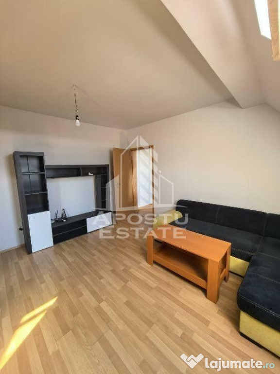 Apartament cu doua camere, centrala proprie,Dambovita