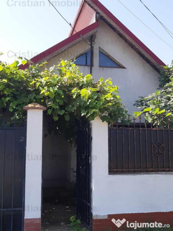 ID 13130, CASA 3 cam 130mp construit, Lacu Sarat,teren 630mp