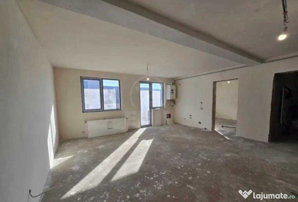 Apartamet de 2 camere, semifinisat, zona Stejarului