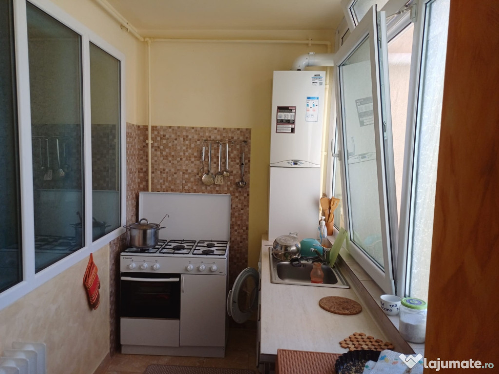 Apartament cu 2 camere de închiriat Turda