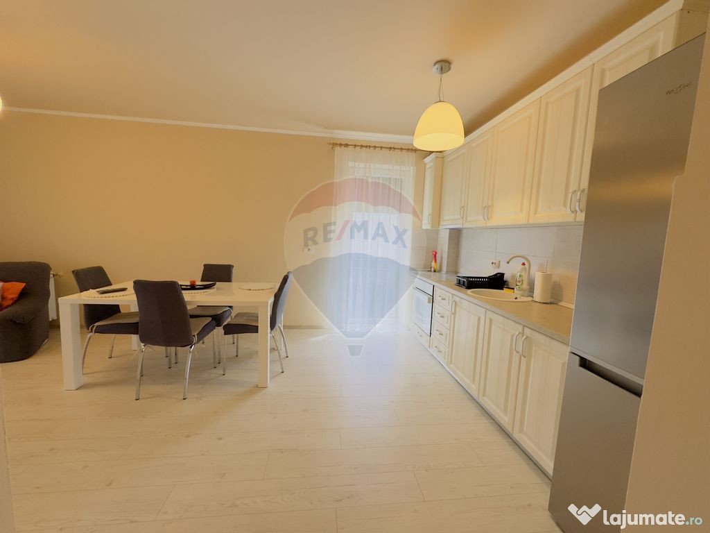 Apartament 3 camere Prima Universitatii
