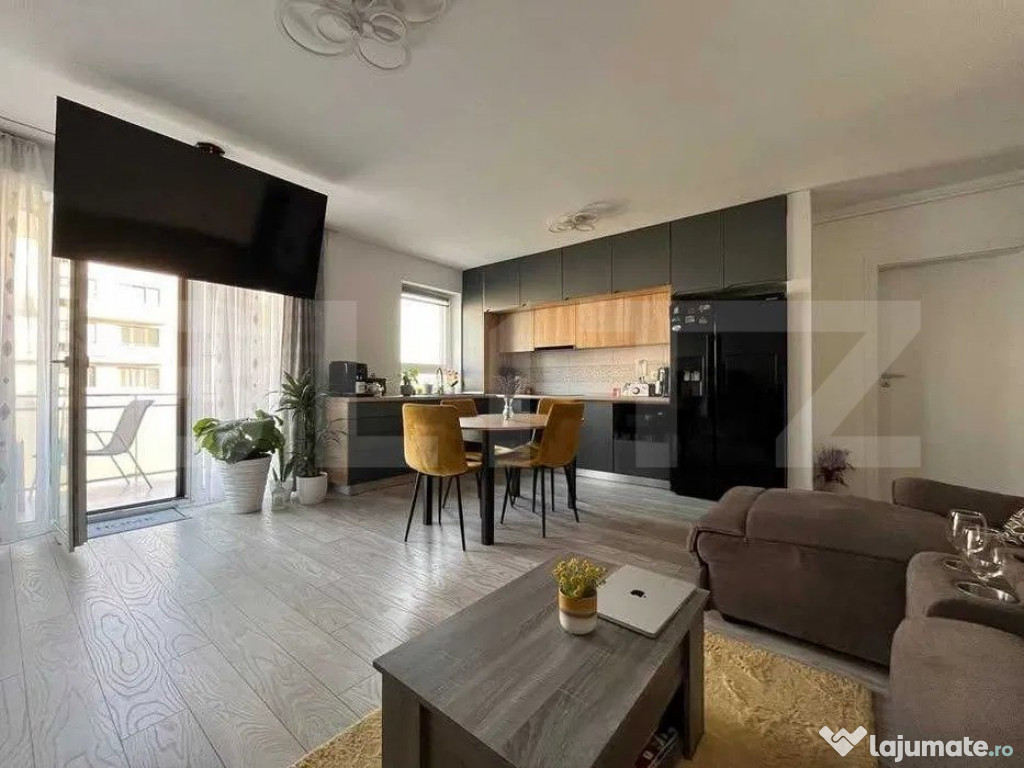 Apartament de vanzare, cu 2 camere, 55 mp, zona Maurer Resi