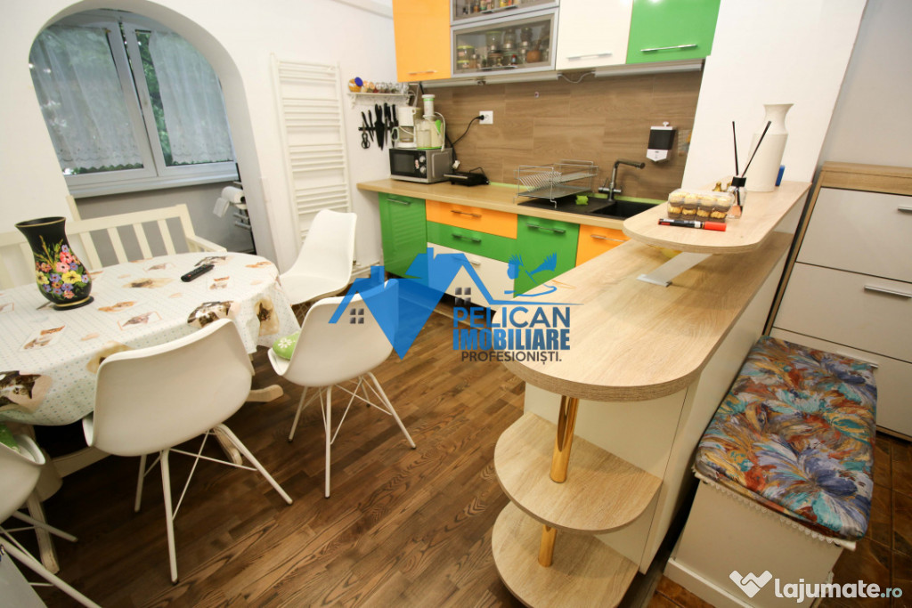 C5, etajul 1, decomandat, 3 camere, renovat