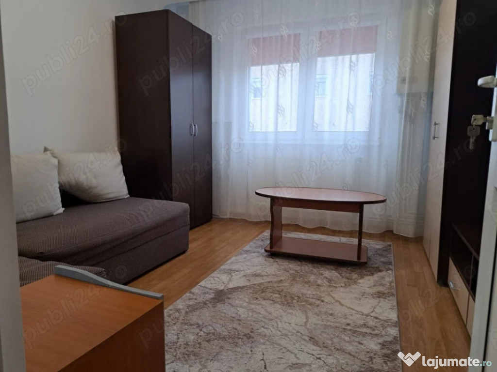 Garsoniera de vanzare 22 MP, et 3, PIAȚA TRACTORUL