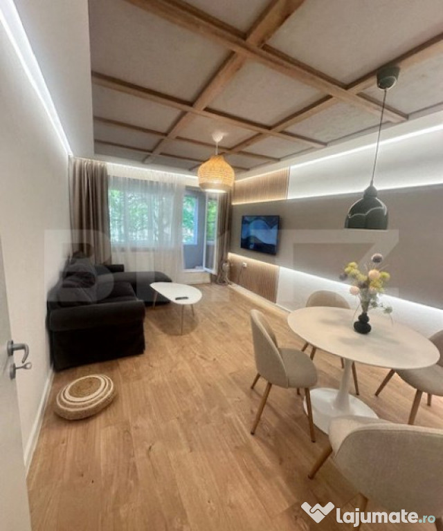 Apartament Lux, cu 3 camere, 68,80 mp, renovat recent, zona