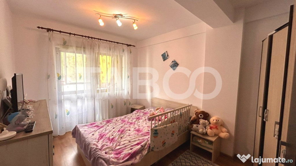 Apartament de vanzare cu 2 camere loc de parcare si balcon i