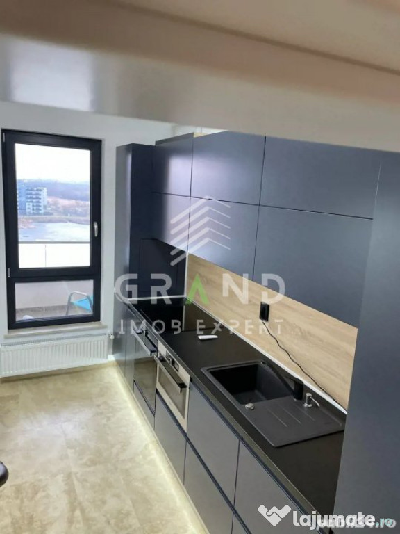 MODERN! Ap 2 camere, BALCON, PARCARE SUBTERANA, zona Gheorgh