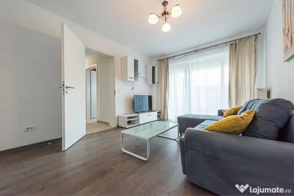 Apartament 2 camere, decomandat - zona Tractorul
