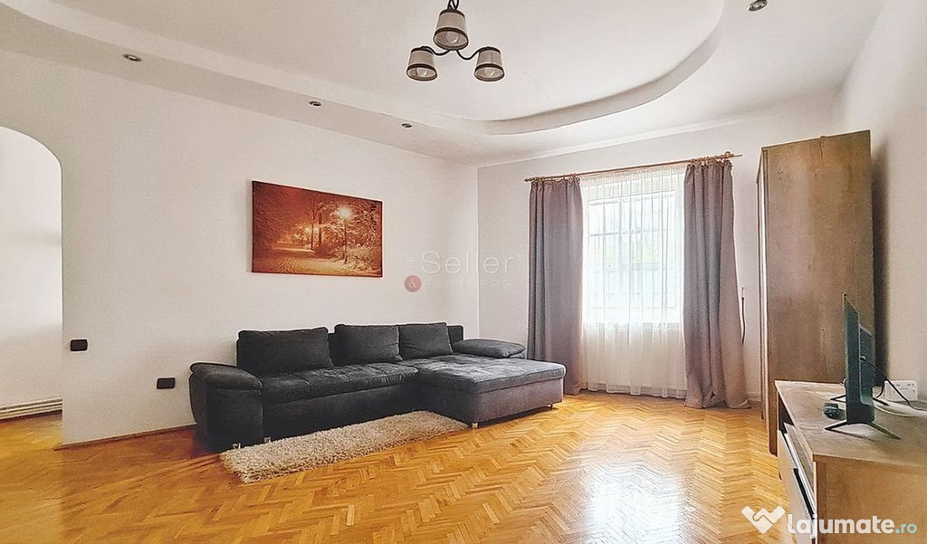 Apartament cu Terasa si acces la curte