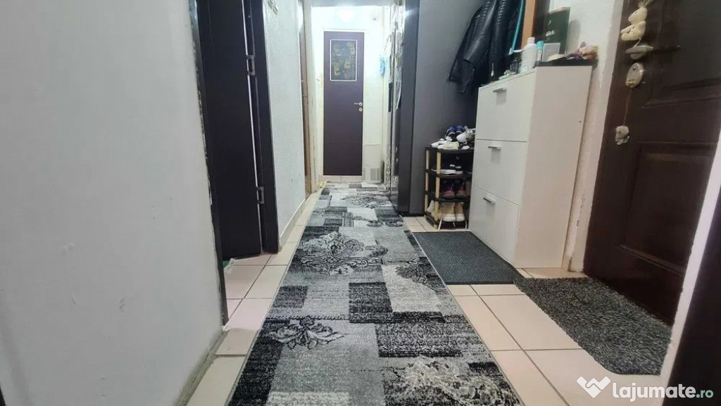 Apartament 2 camere decomandat, bloc 1981 metrou Aparator...