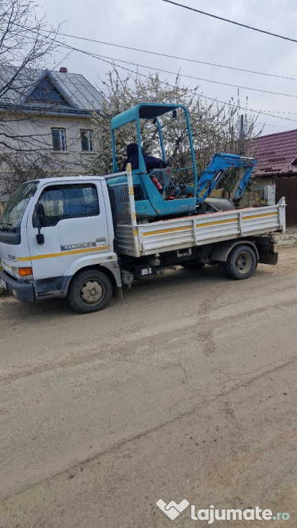 Închiriez miniexcavator