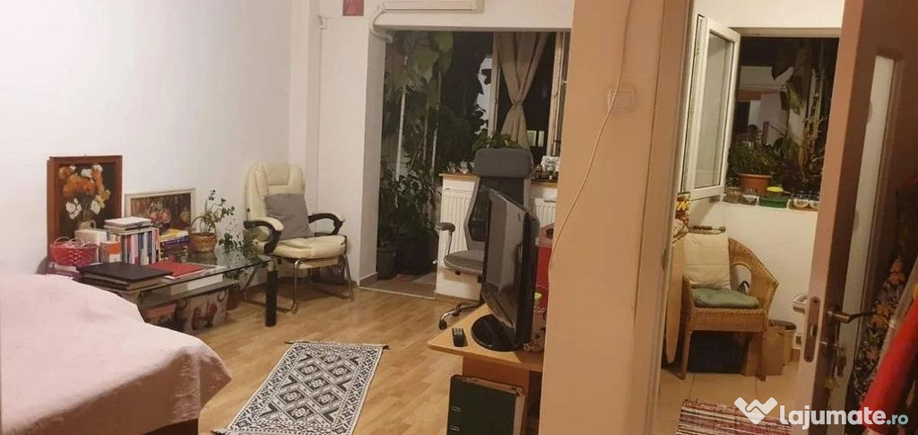 Garsoniera, 33mp, zona Metrou Tineretului, v.a.v. Parcul ...