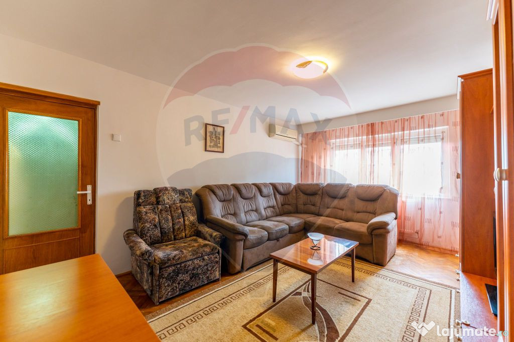 Apartament 2 camere, mobilat-utilat, central, centrala gaz.