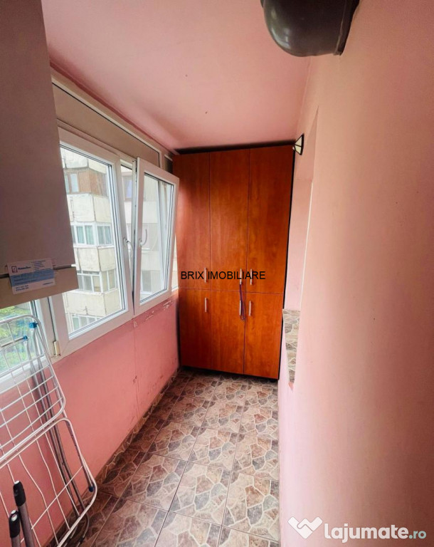 Apartament 2 camere de inchiriat - Centrala proprie - Loc
