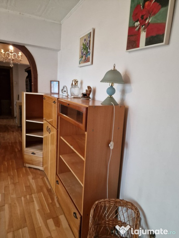Apartament 3 camere, zona centrala