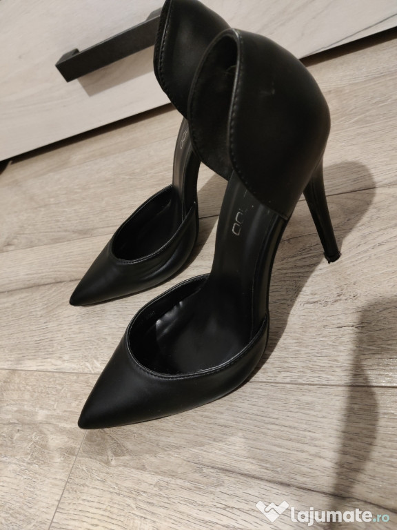 Pantofi eleganți