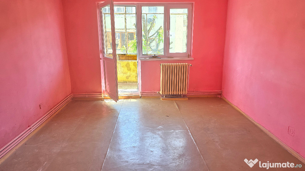 Vand apartament cu 3 camere decomandat in Deva, Neptun et. 3