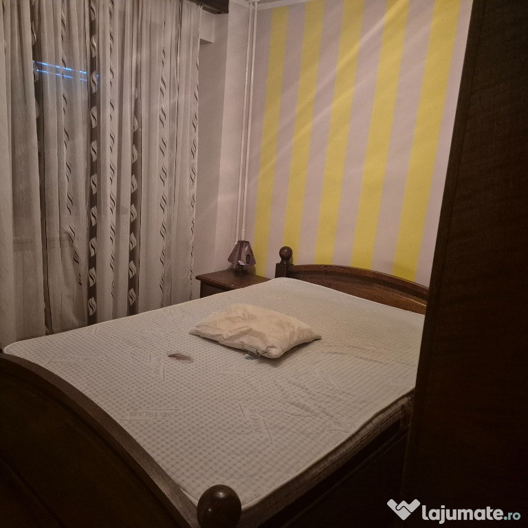 Închiriez apartament