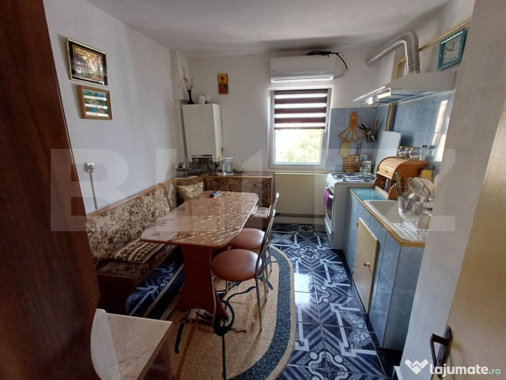 Apartament 2 camere, 51 MP decomandat, zona Lic Ecaterina Te