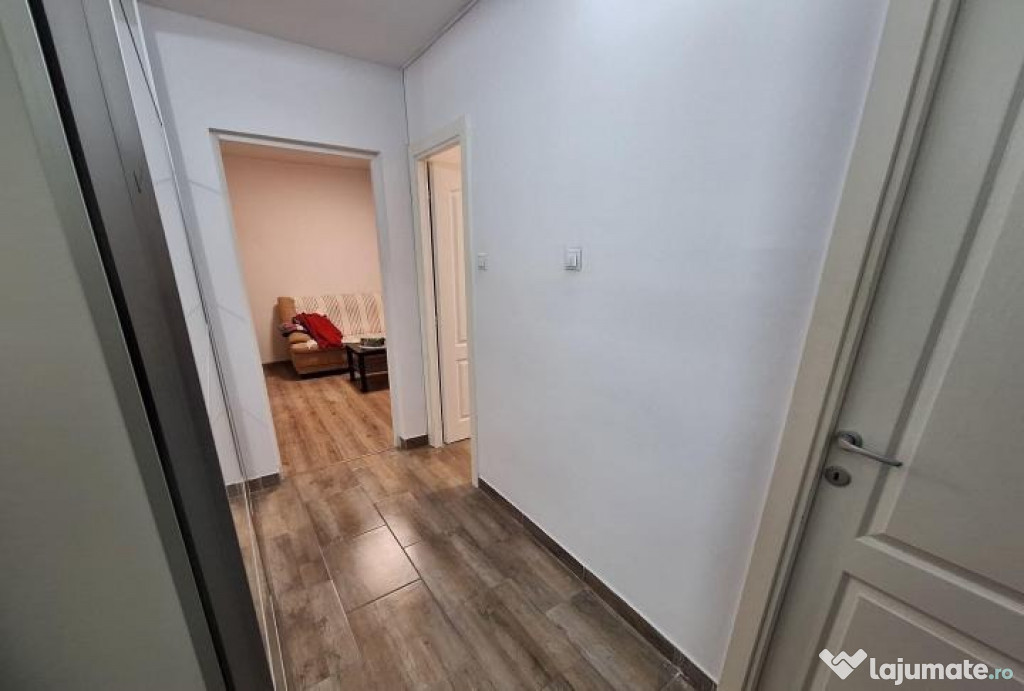 Aparatorii patriei parter decomandat