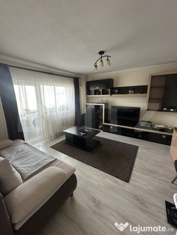 Apartament cu 4 camere, decomandat,84mp,Micro 16