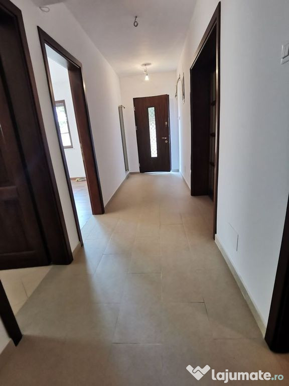 Banu Manta,vila noua, D+P+1+M,