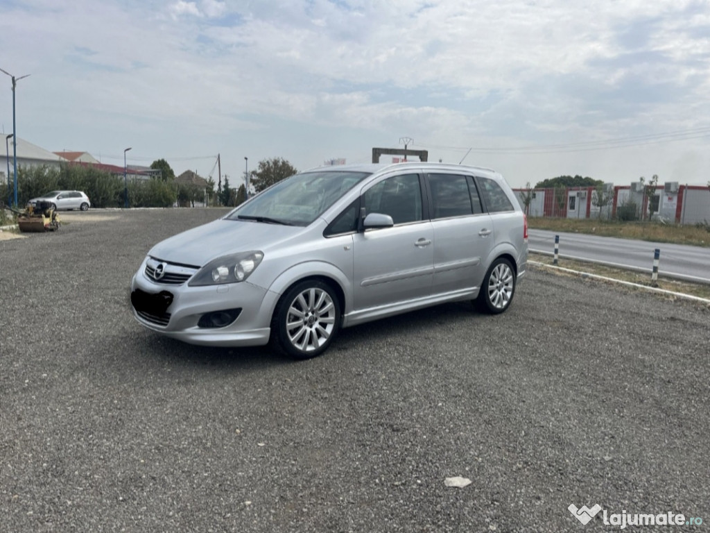 Opel Zafira b 2009