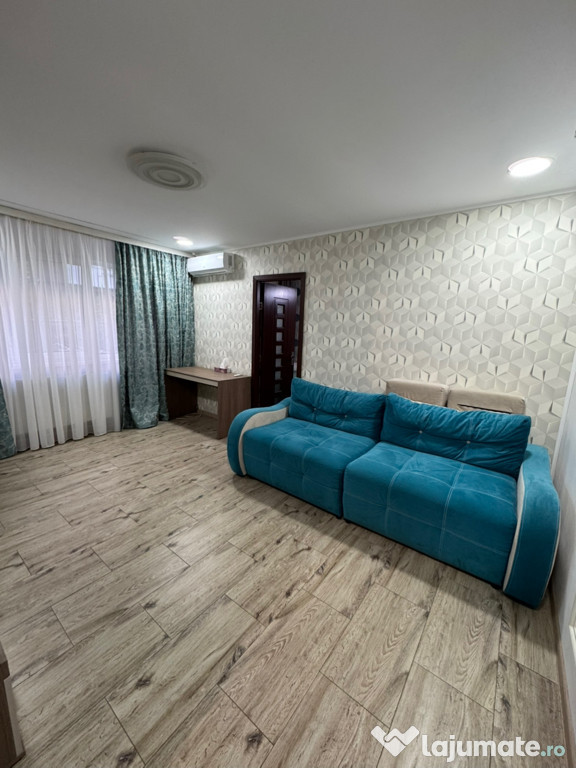Inchiriez apartament